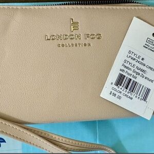 NWT London Fog Cream Wristlet with Gold Accents